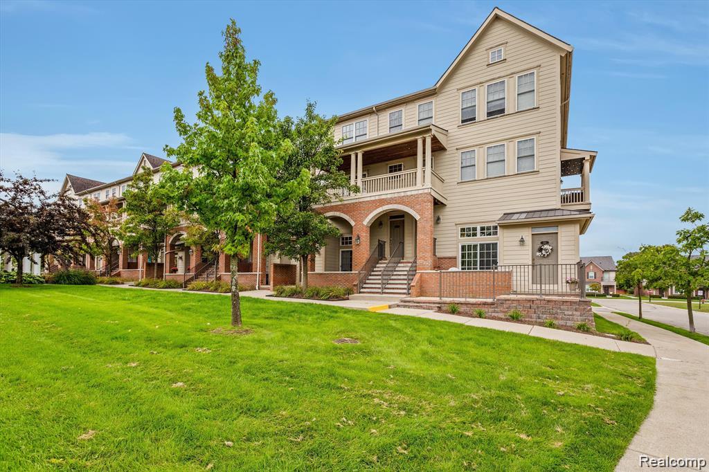 207 Amys Walk