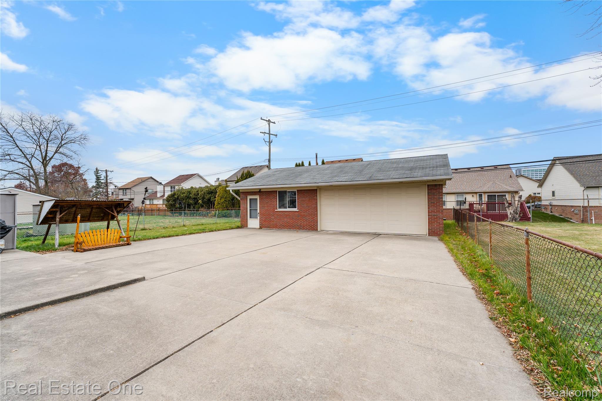 13918 Huntington Street