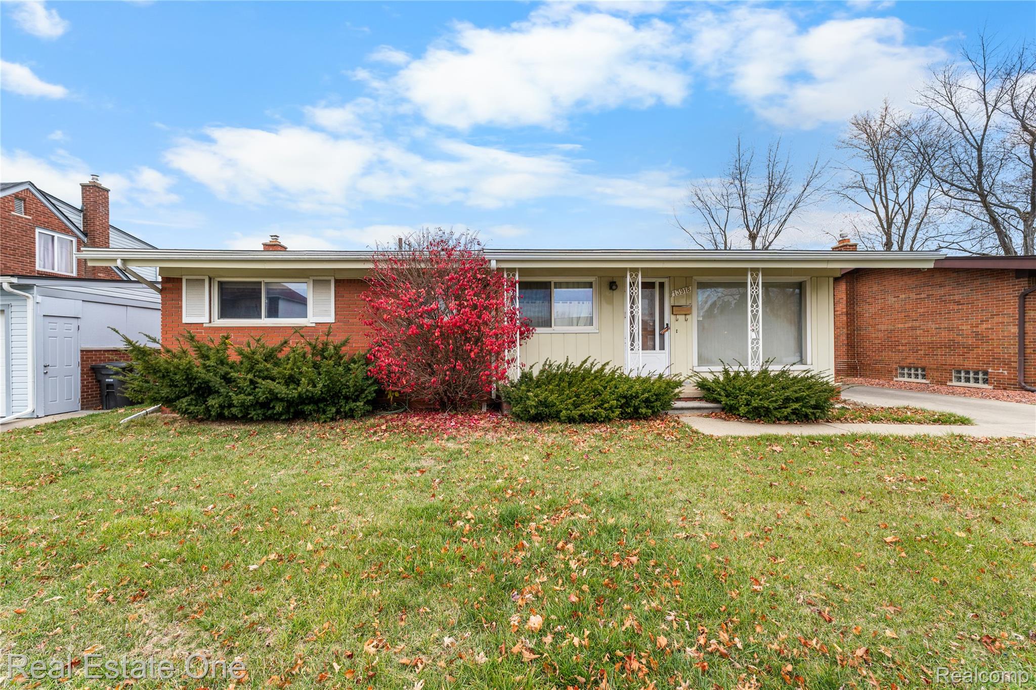 13918 Huntington Street