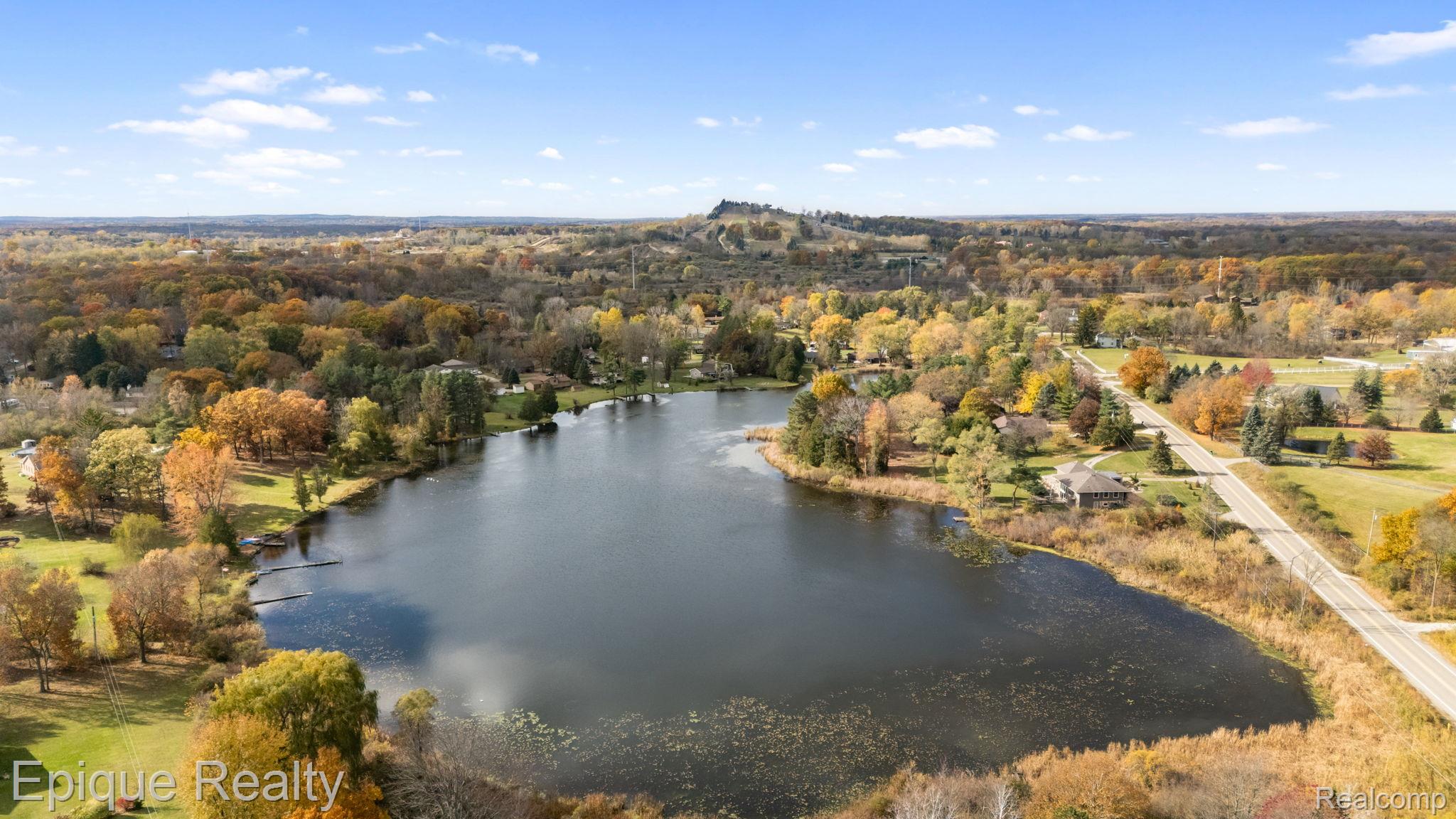 1365 Thistleridge Drive