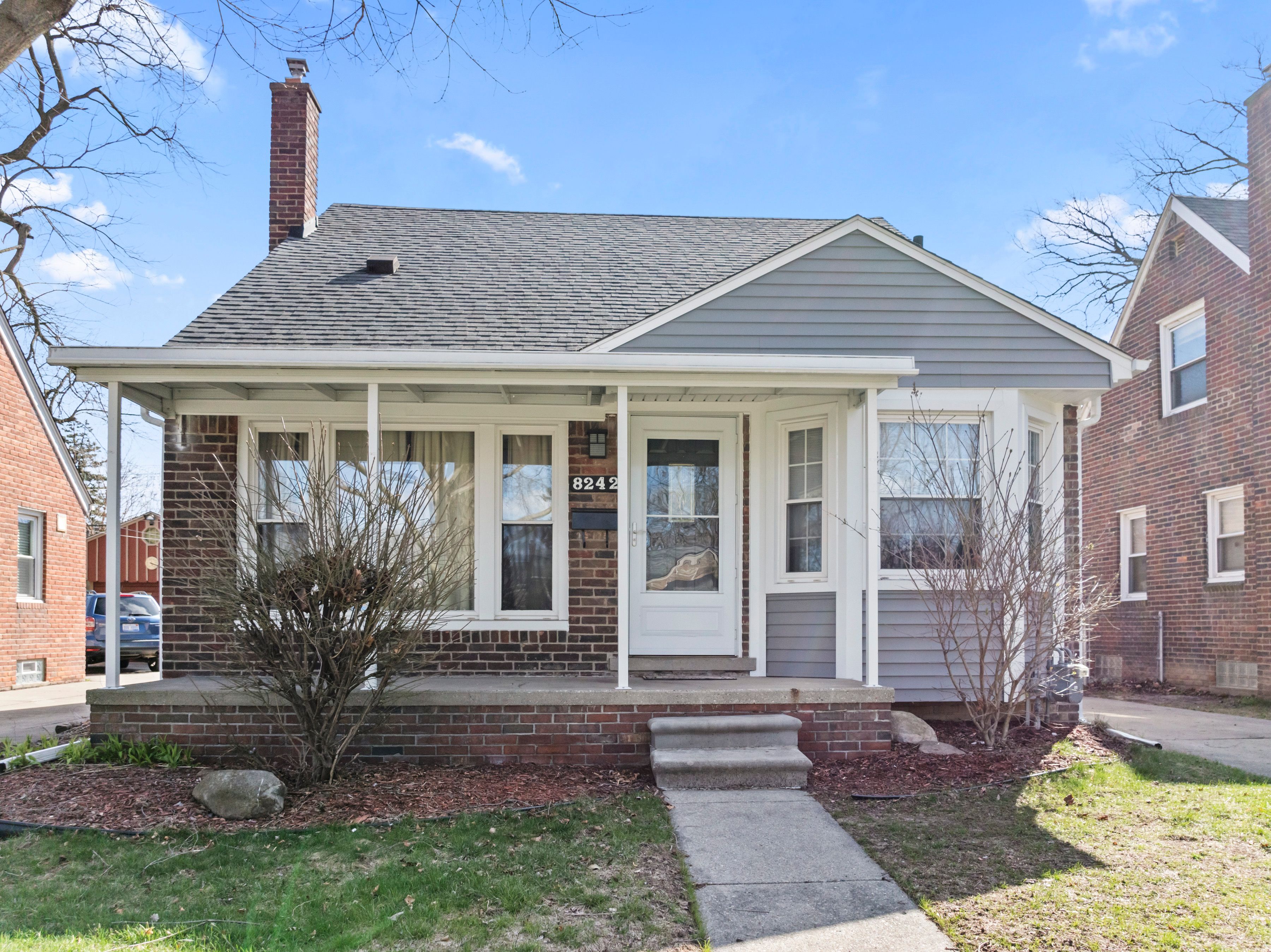 8242 RIVERDALE Street
