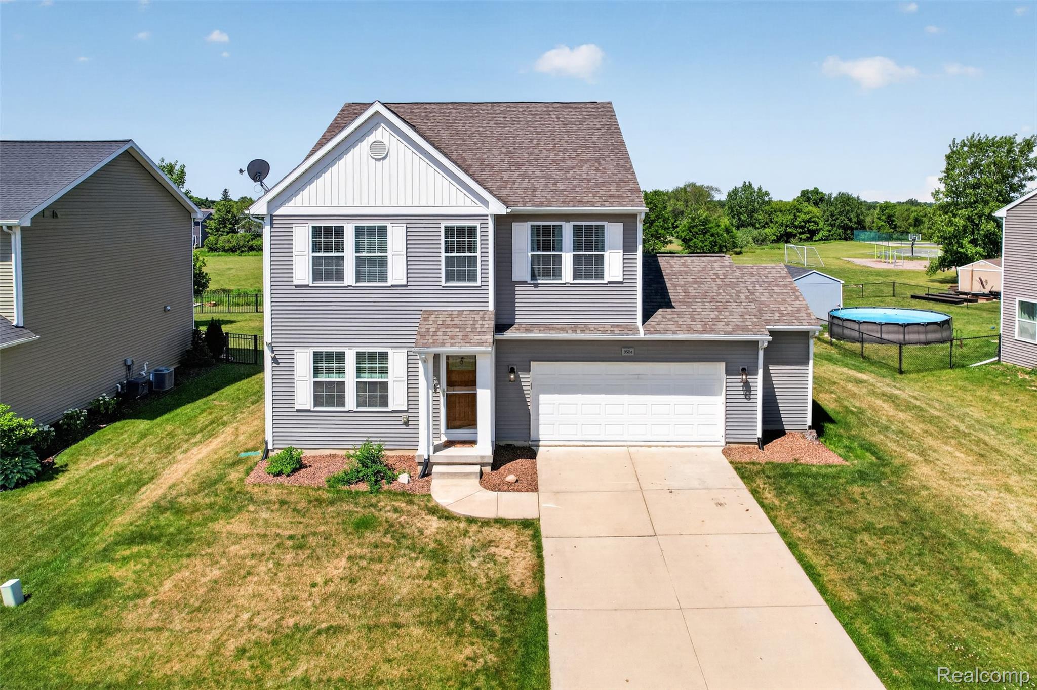 3524 Amber Oaks Drive