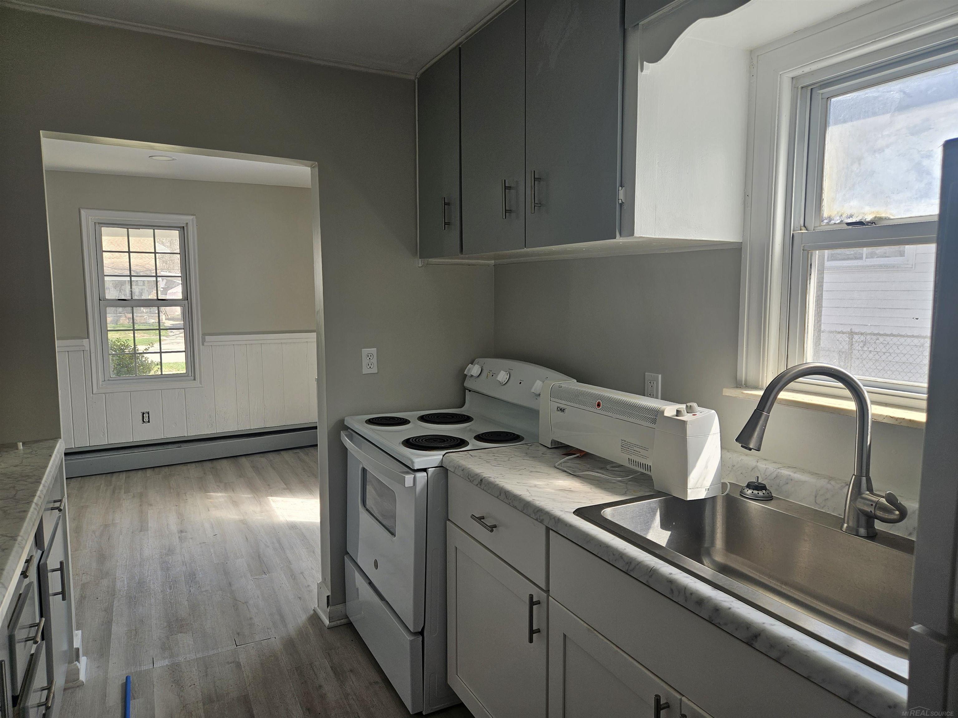 23529 Willard Avenue