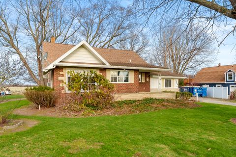 Tiny photo for 5844 S Scottdale Road, Royalton Township, MI 49103 (MLS # 69026013602)