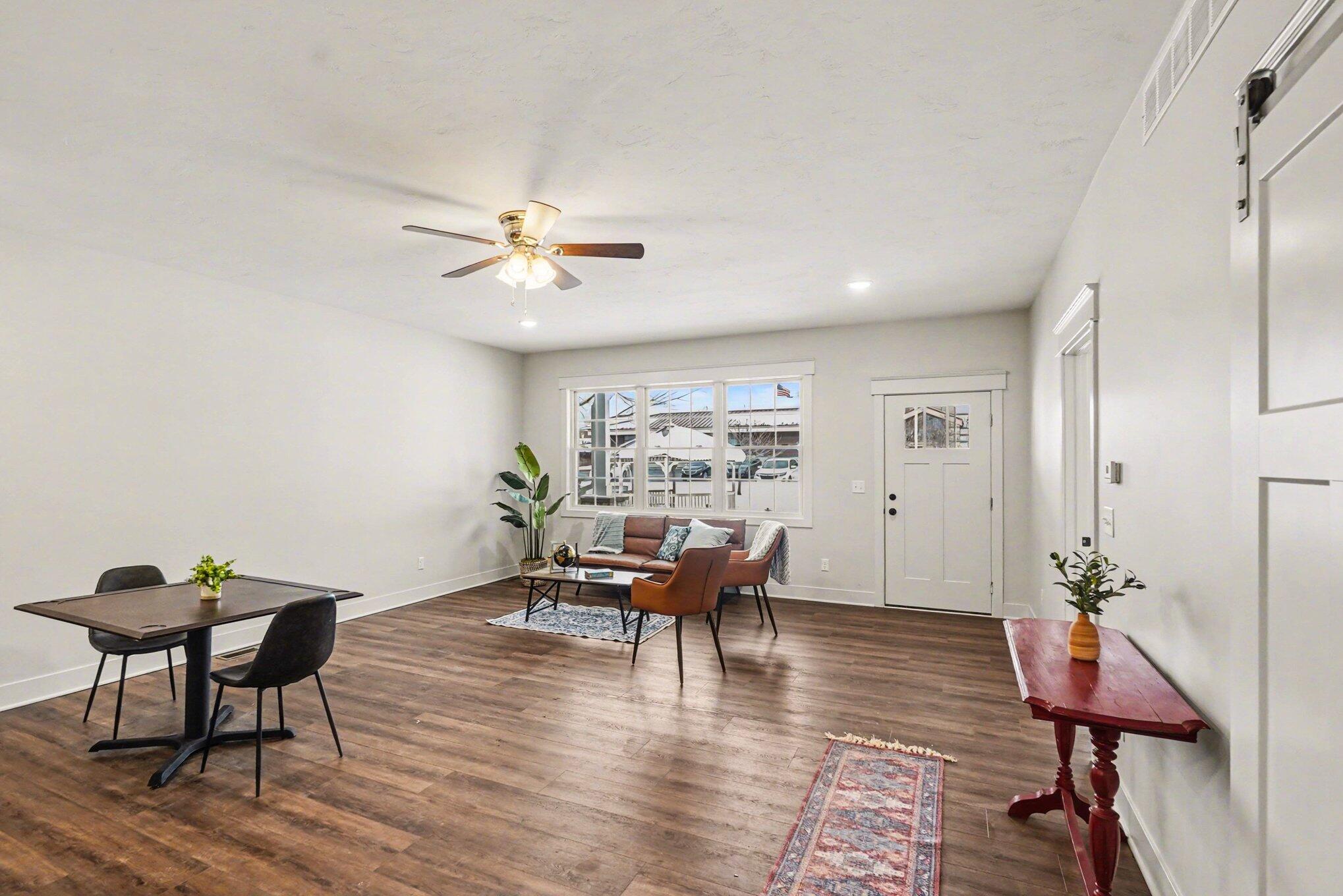 116 E Sheridan Street