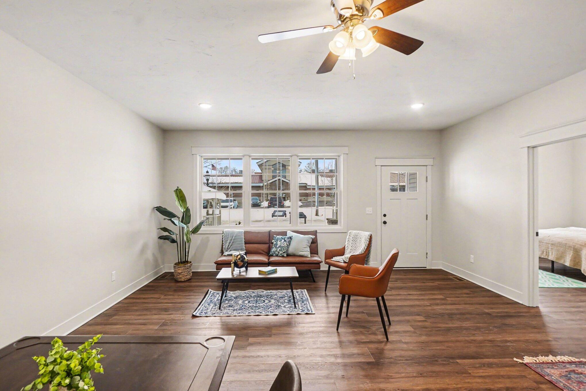 116 E Sheridan Street