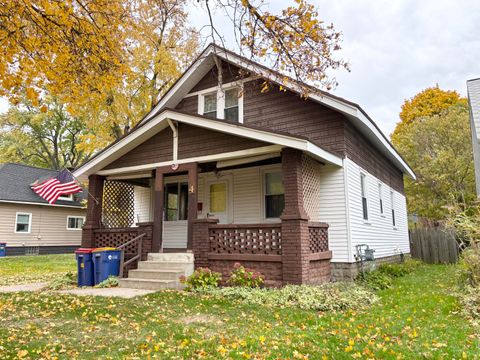 4 Elmwood Street NW Grand Rapids City MI 49505
