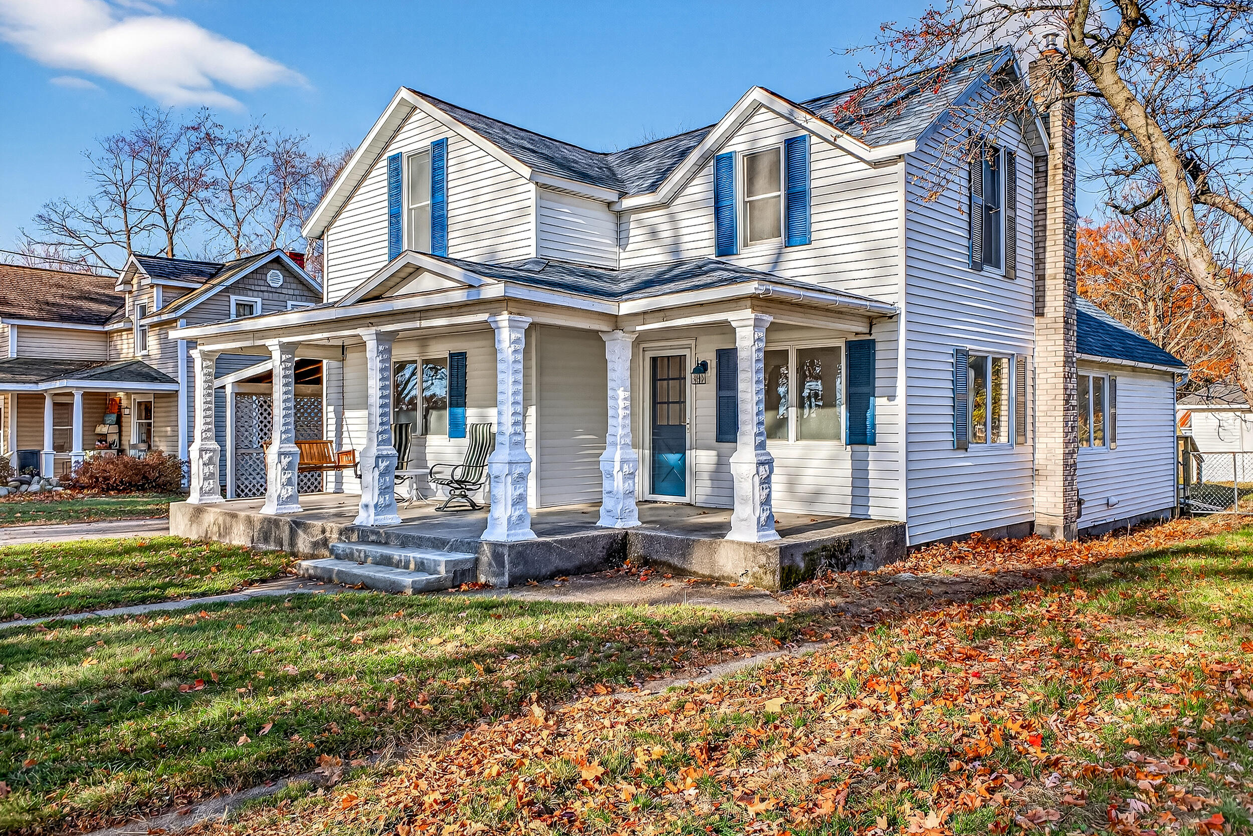 7823 Old Channel Trail