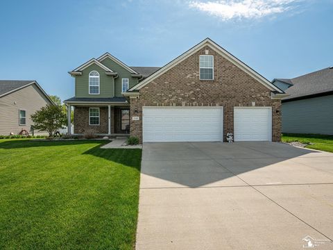 Photo of 336 White Owl Lane, Dundee Village, MI 48131 (MLS # 57050206651)