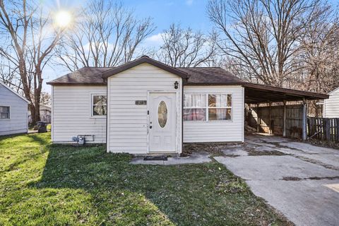 925 Forest Park Avenue Watervliet City MI 49098