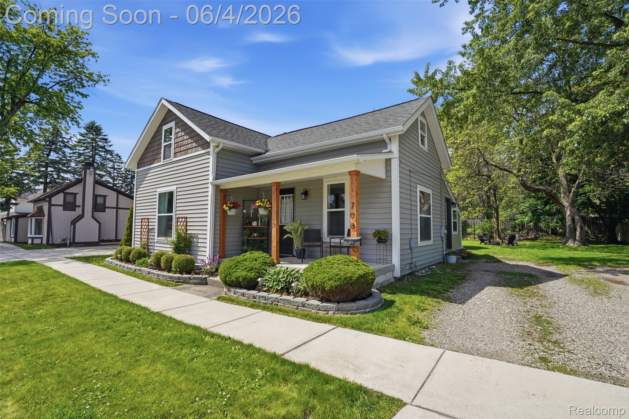 708 Walnut Street