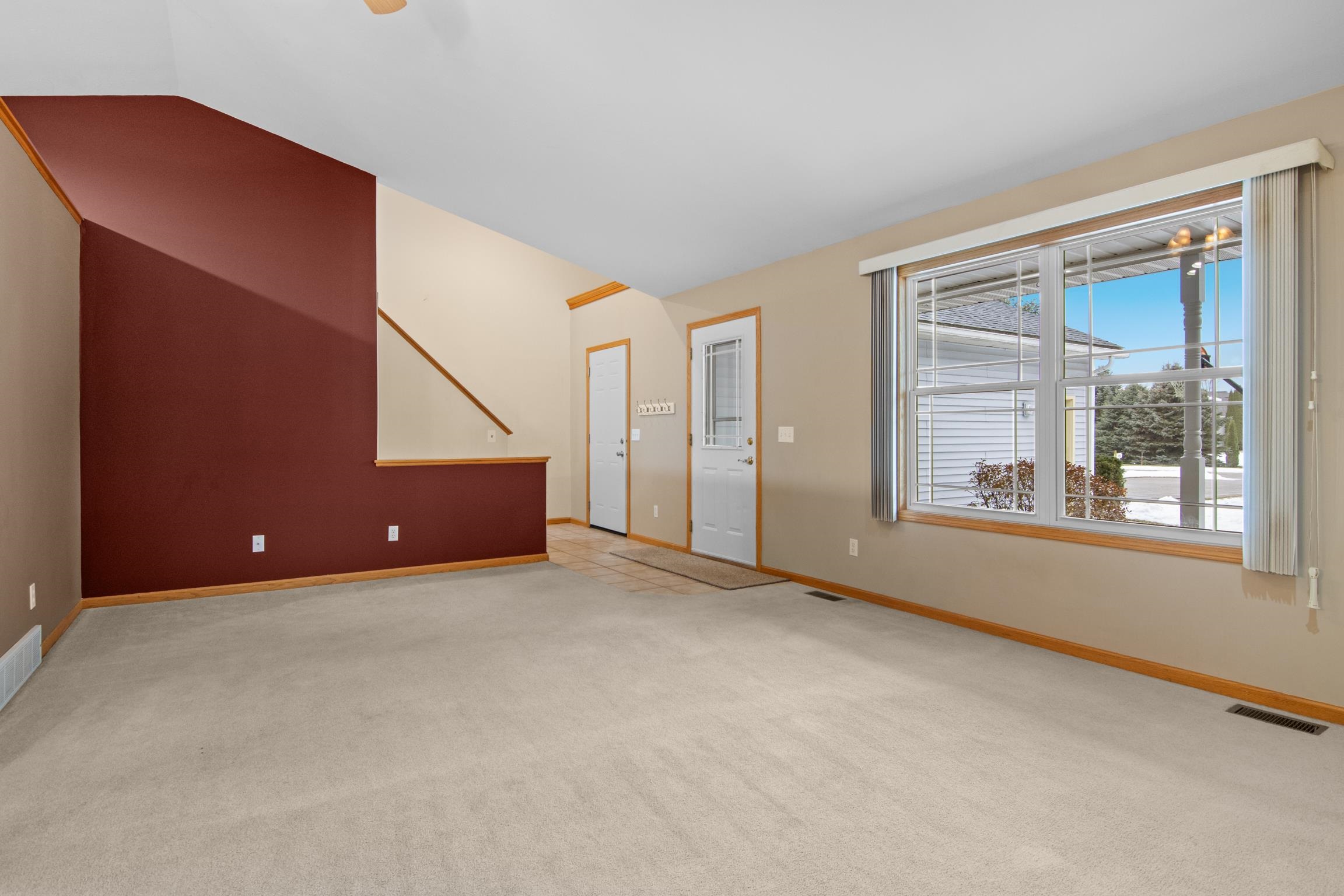 851 South Creek Court
