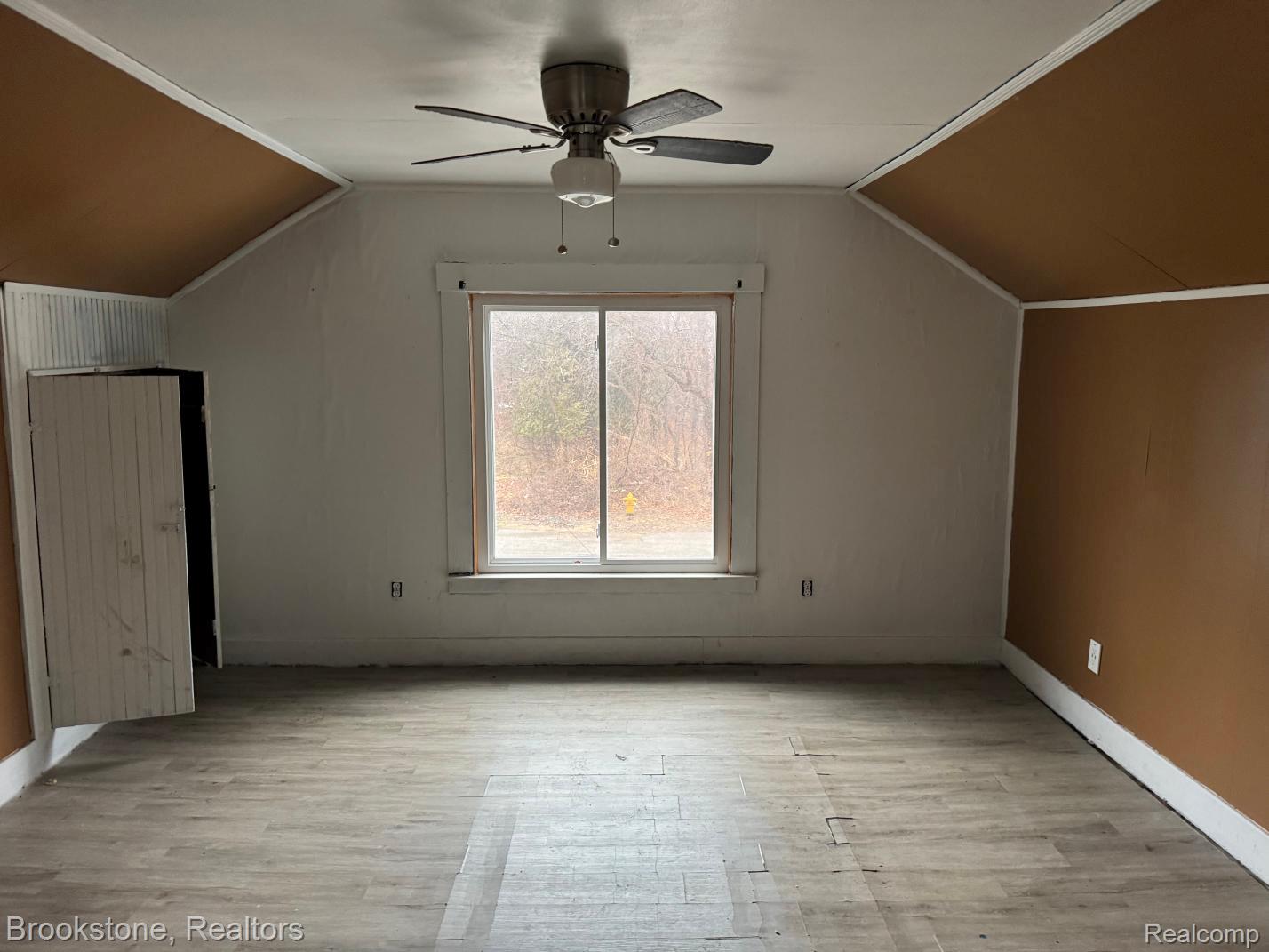 140 E Johnson Street