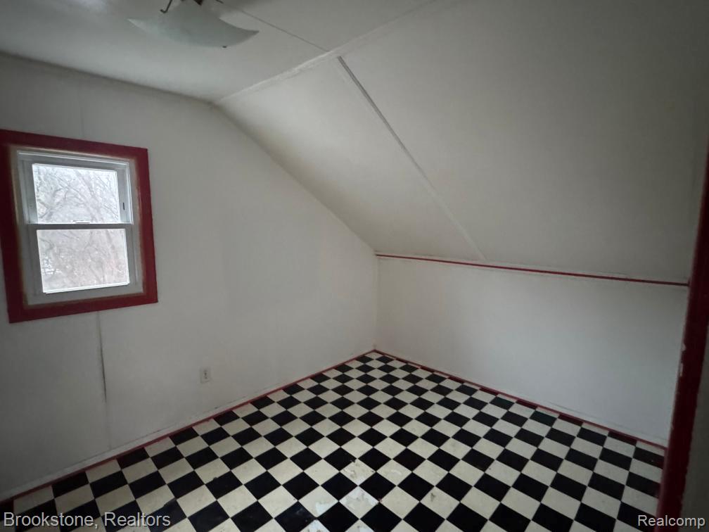 140 E Johnson Street