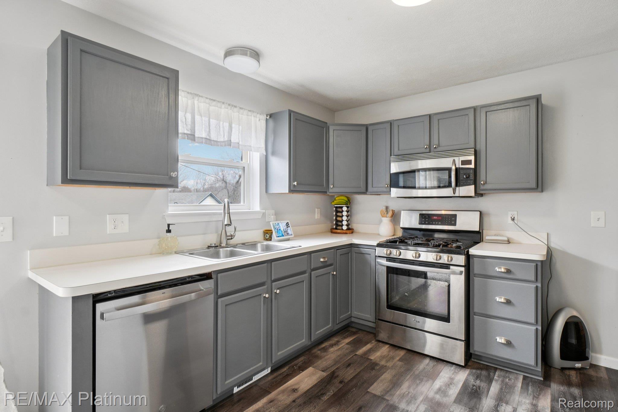 2570 Castle Rock Court