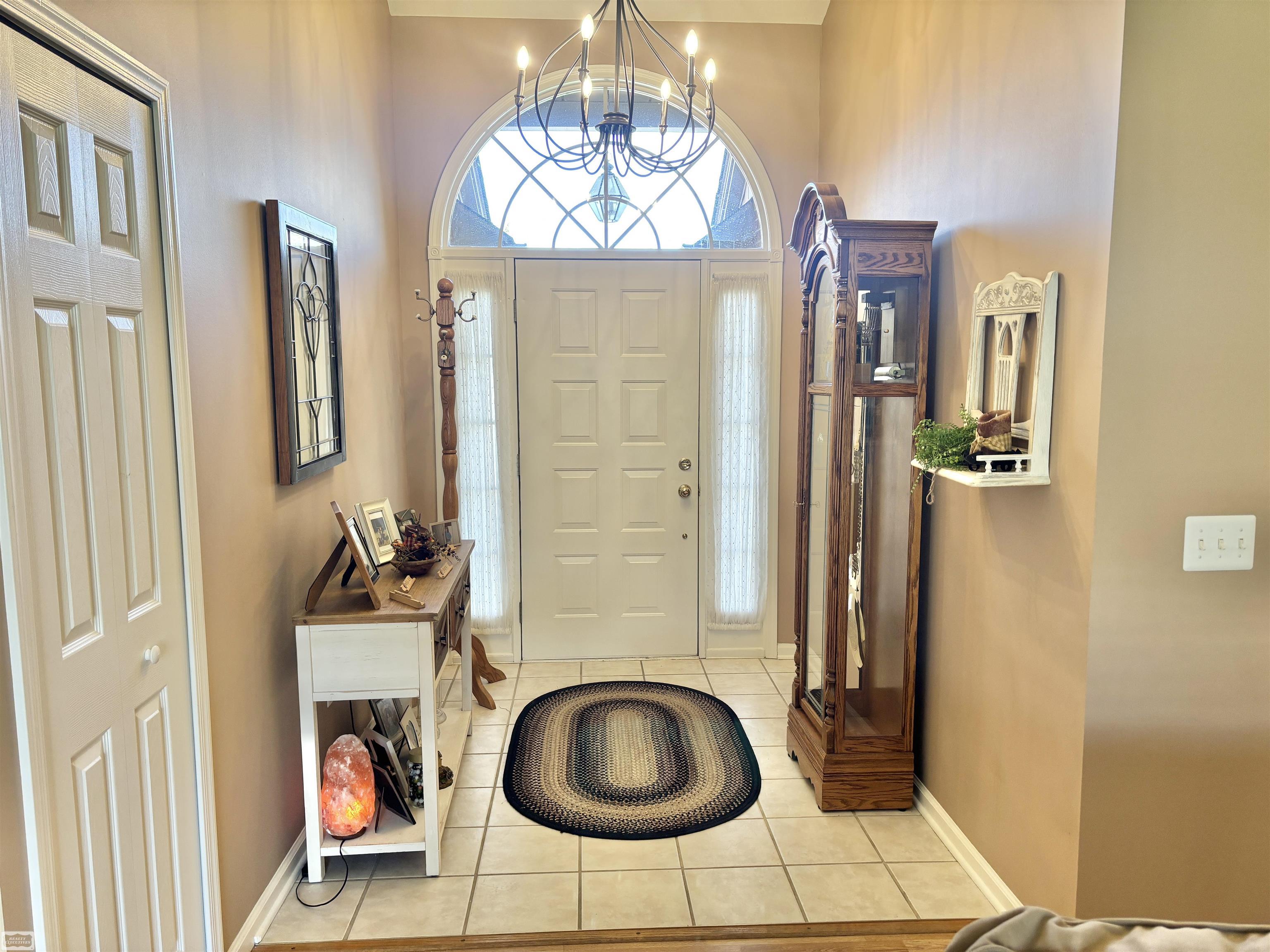 34904 Chickadee Ridge