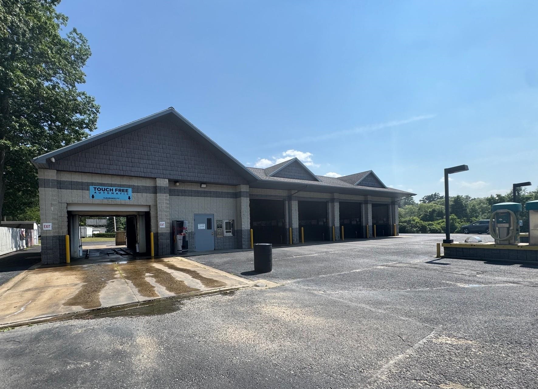 225 W Houghton Lake Drive