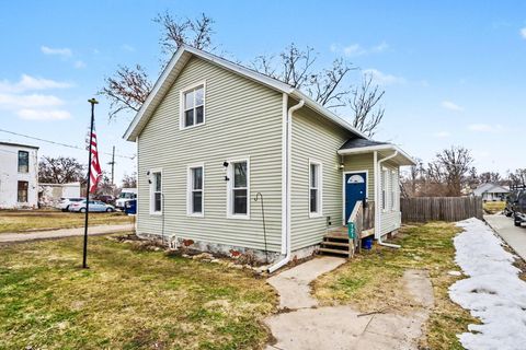 721 N 4th Street Niles City MI 49120