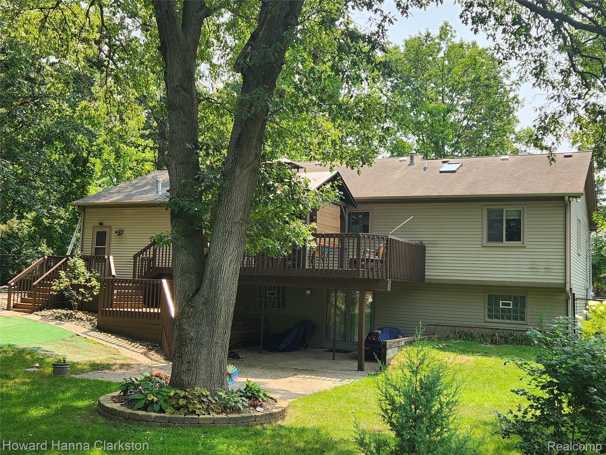 9770 Cedar Island Road