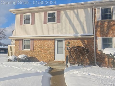 979 Kirts Boulevard Troy City MI 48084