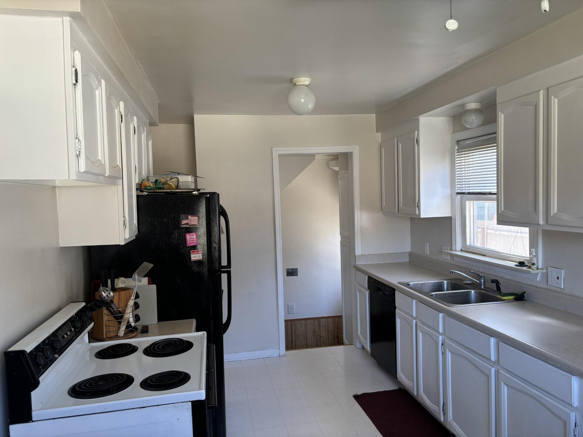 411 Leroy Avenue
