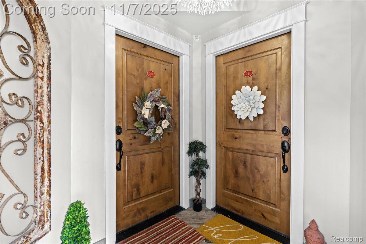 217 E Commerce Street