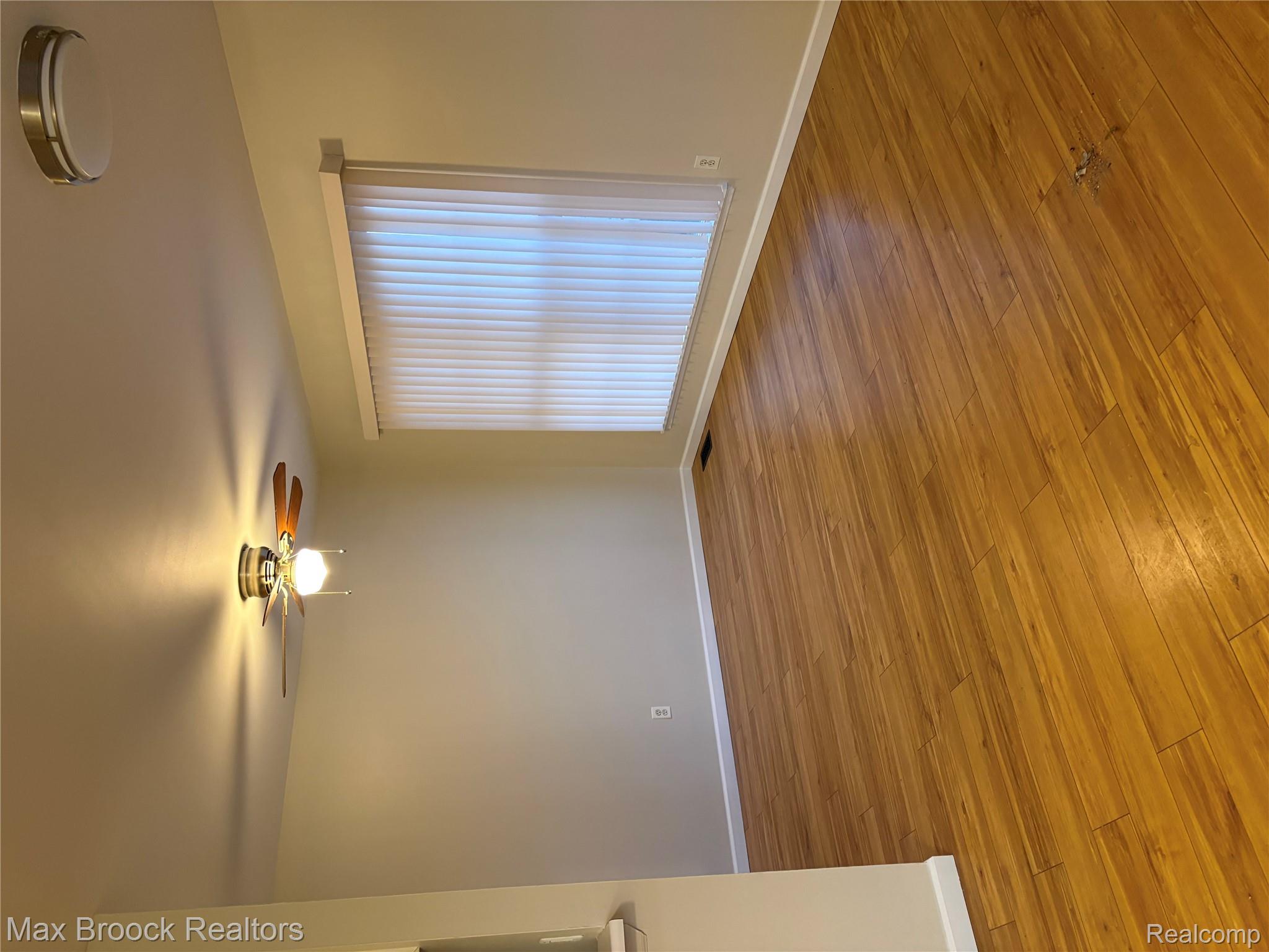 35252 Terrybrook Drive