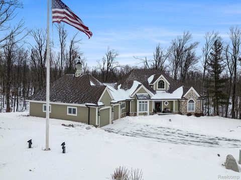 Tiny photo for 4610 Stoney Hill Court, Harbor Springs City, MI 49740 (MLS # 20251033350)