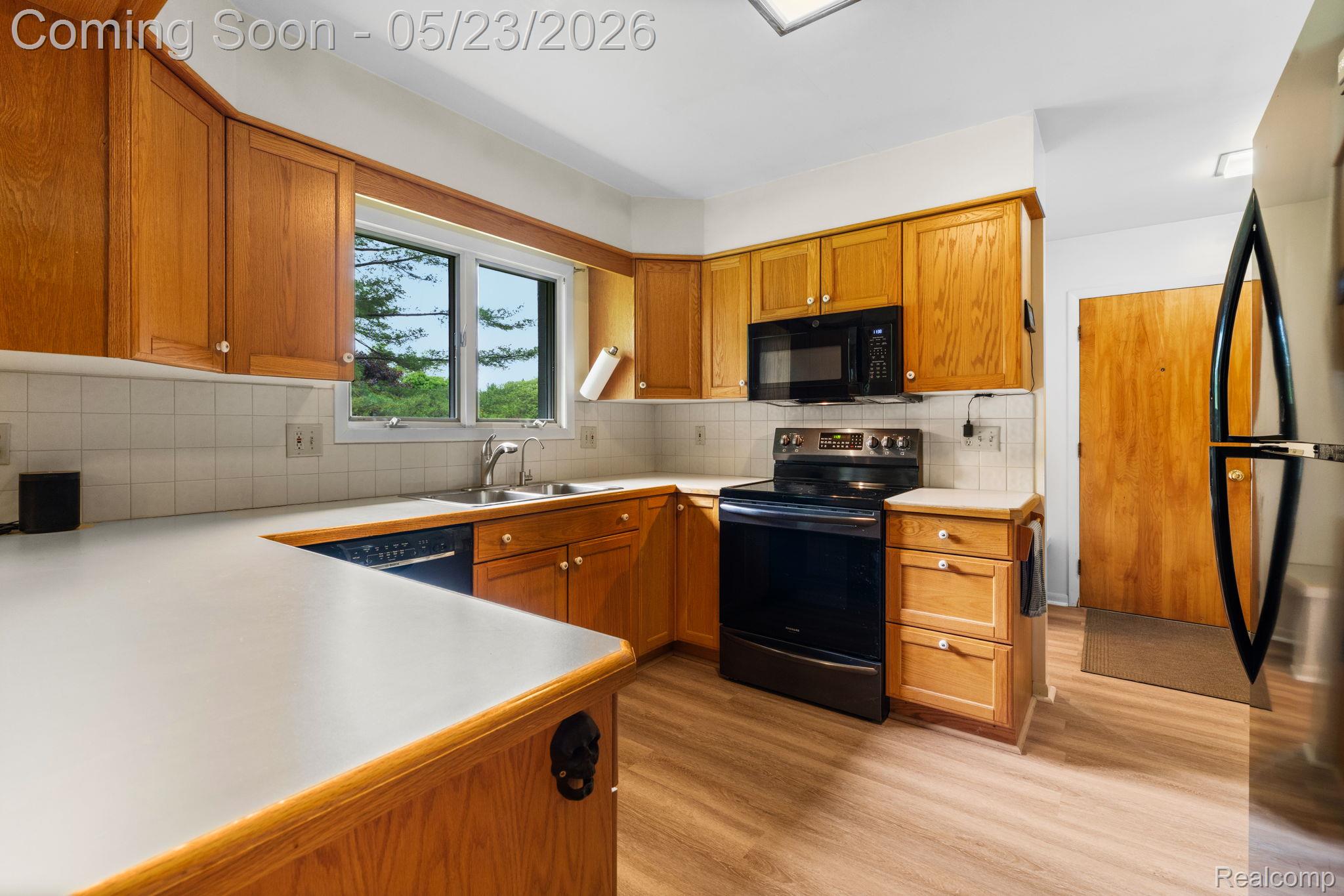 14148 Hayrake Hollow