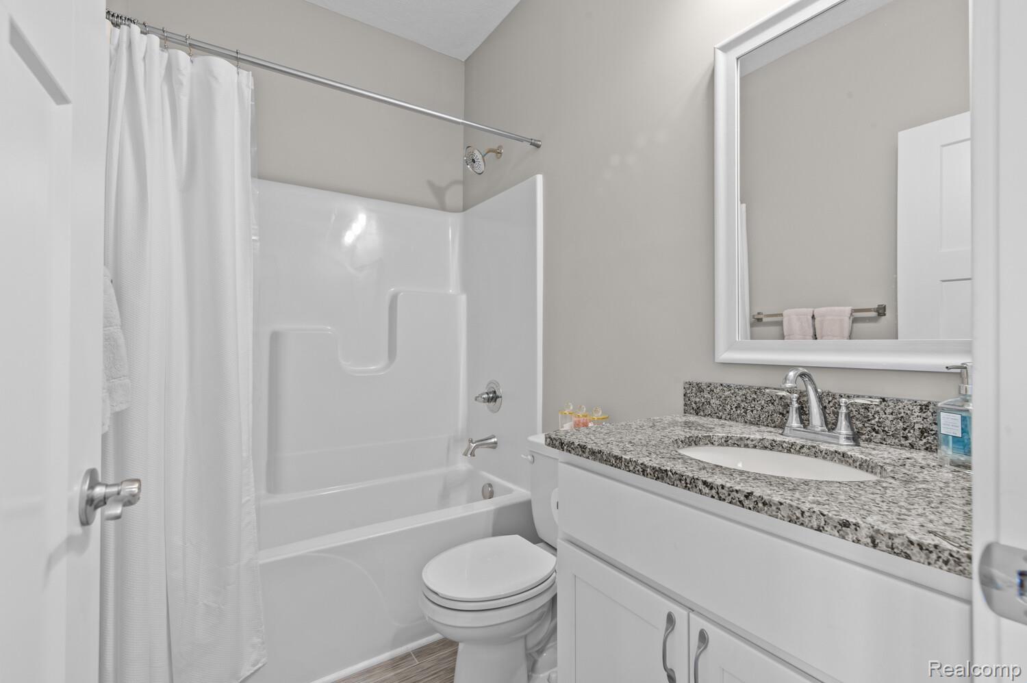 1035 Engelhardt Strasse Street