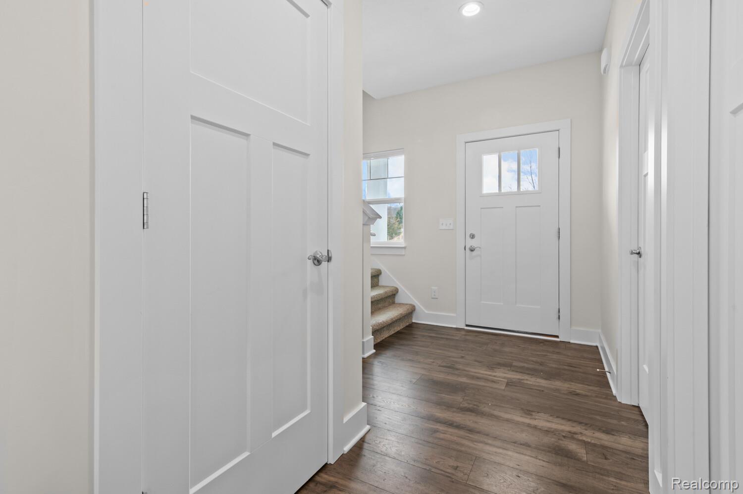 1035 Engelhardt Strasse Street