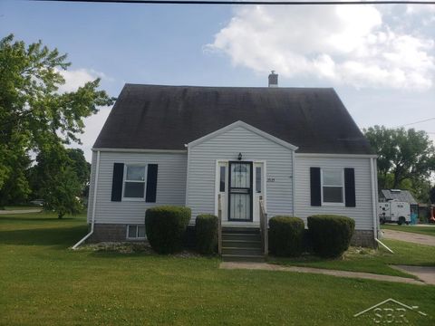 3525 Shattuck Road Saginaw Charter Township MI 48603