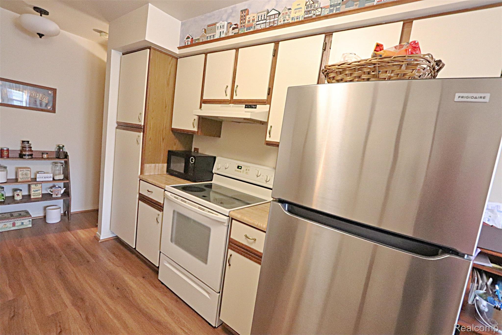 2131 Vine Way Drive 97