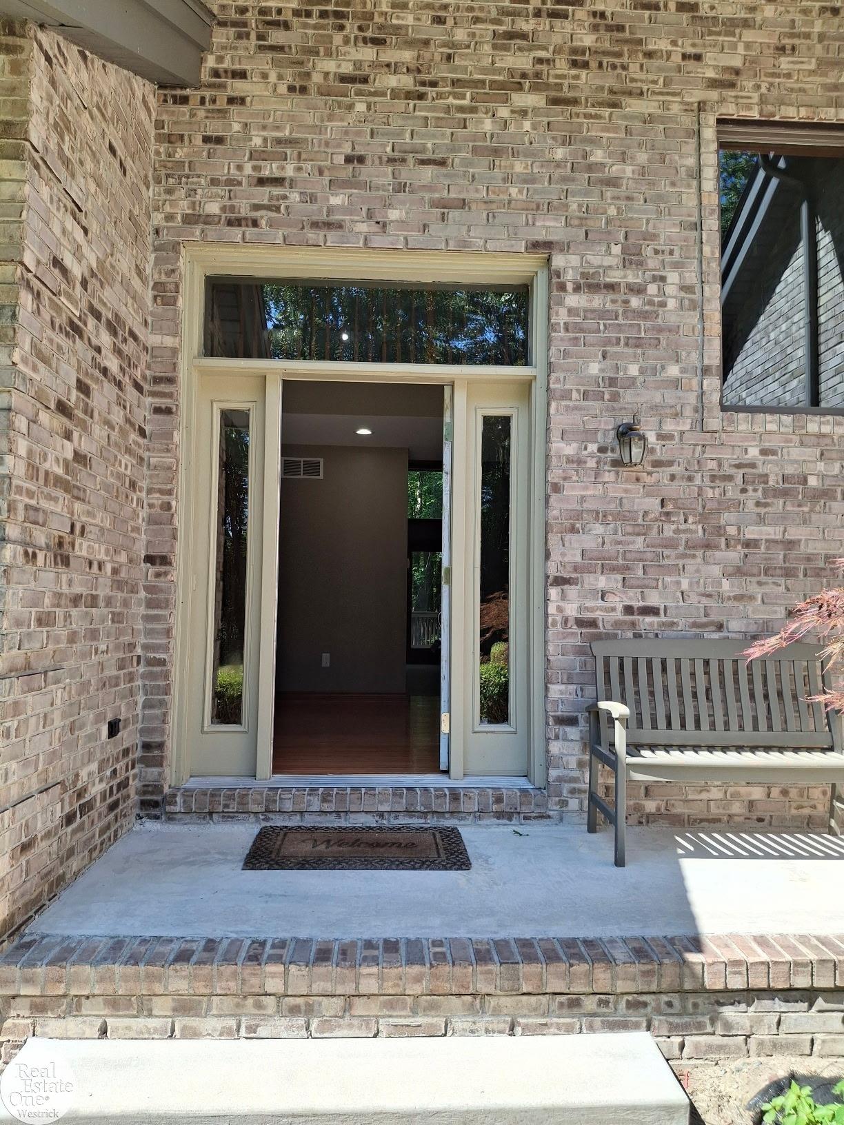 5746 Roberts Road
