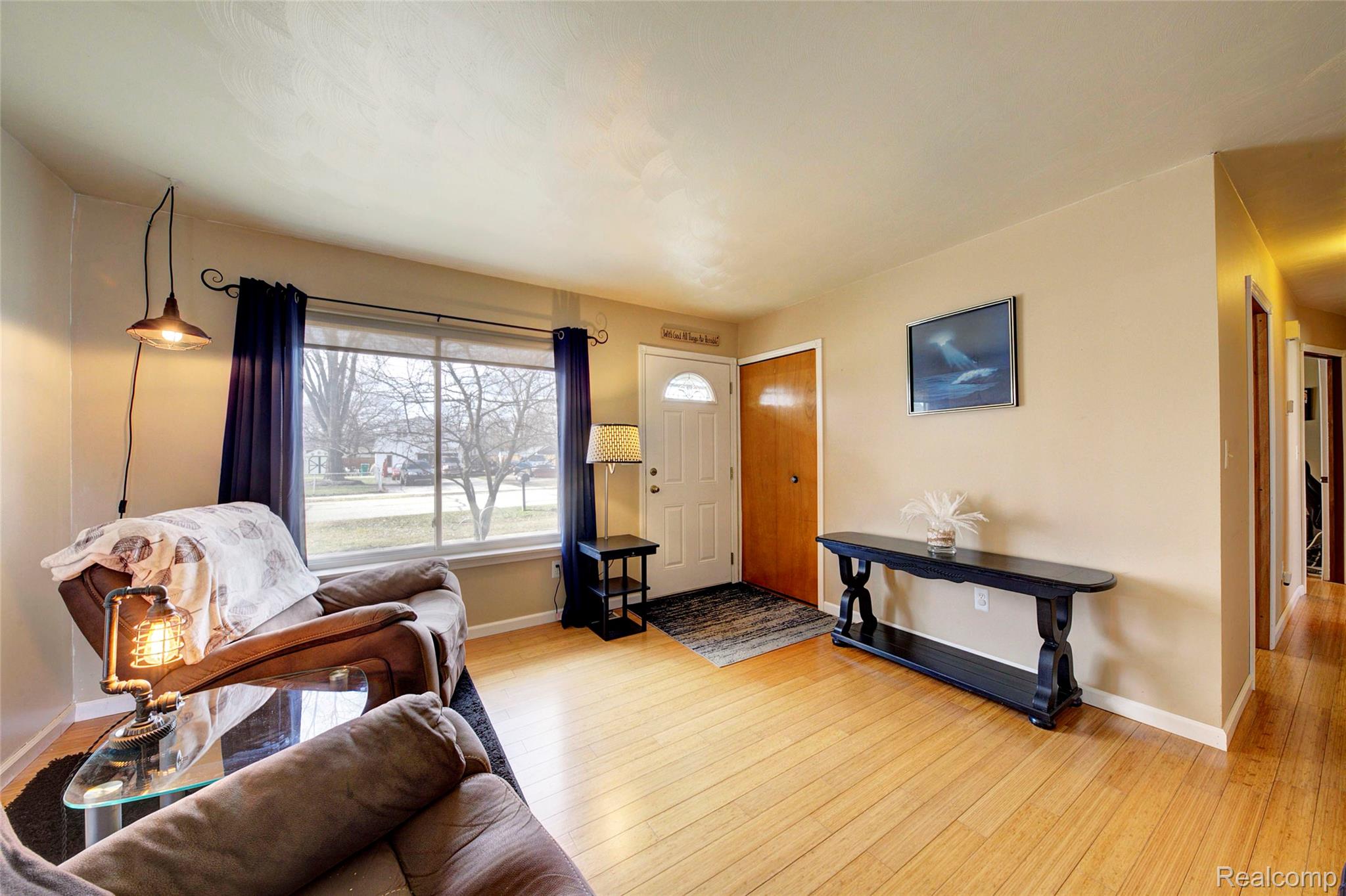 1817 S Pasadena Avenue