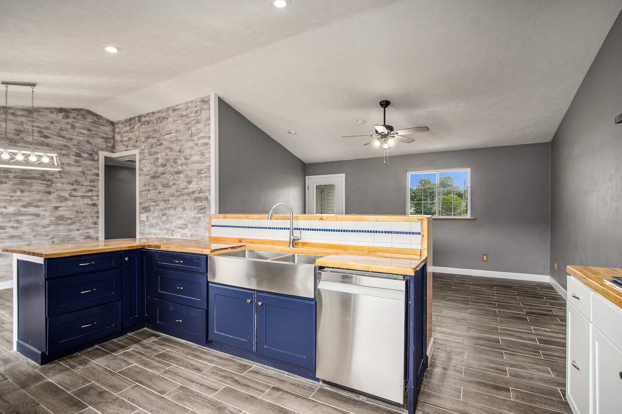 Richland Township, Michigan 49083, United States, 4 Bedrooms Bedrooms, ,3 BathroomsBathrooms,Residential,Active,180374