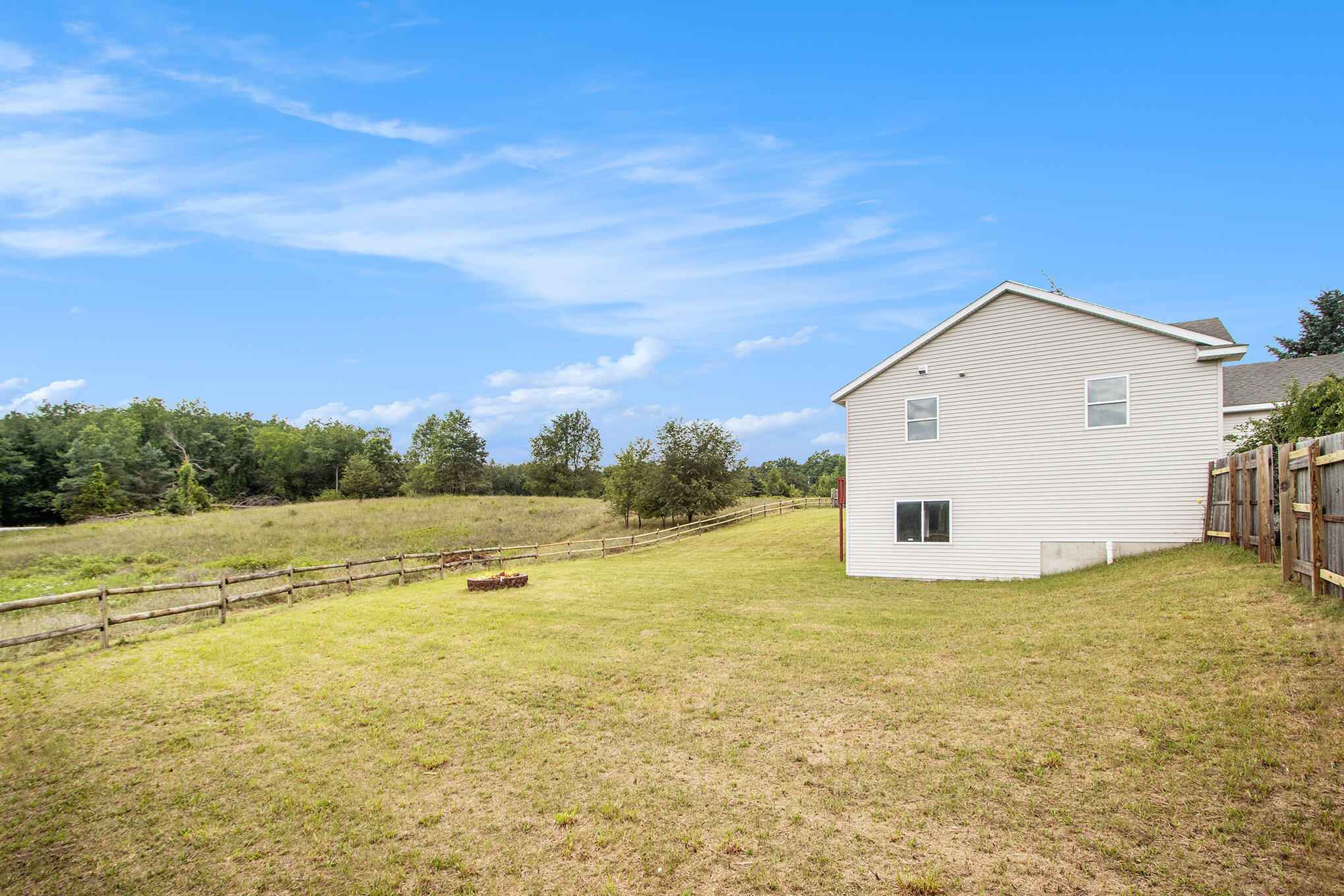 Richland Township, Michigan 49083, United States, 4 Bedrooms Bedrooms, ,3 BathroomsBathrooms,Residential,Active,180374