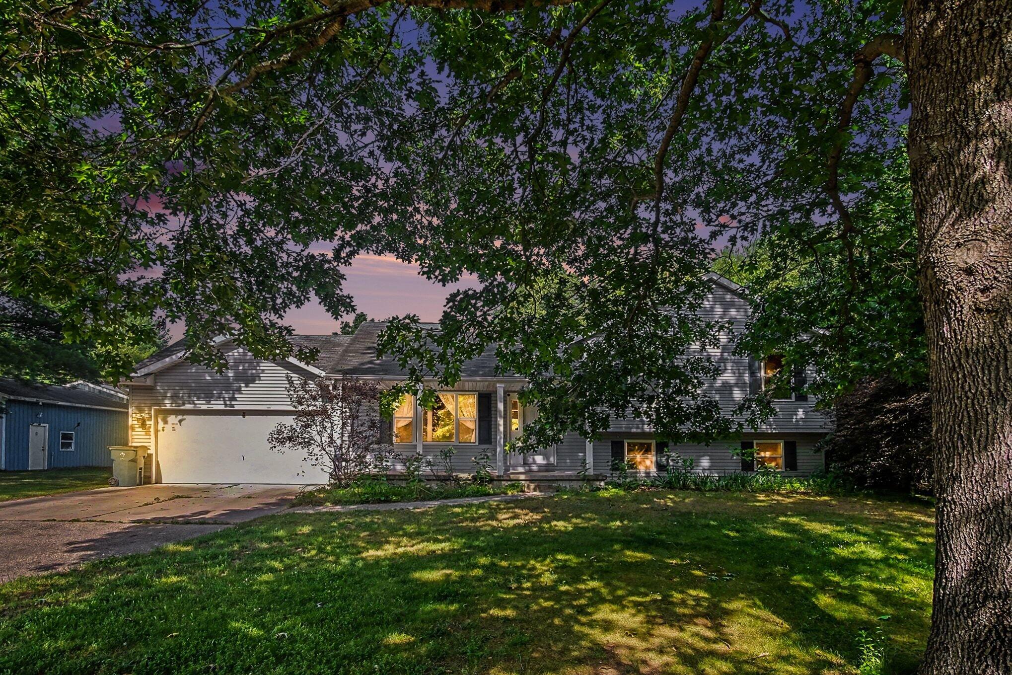 1918 43RD Street