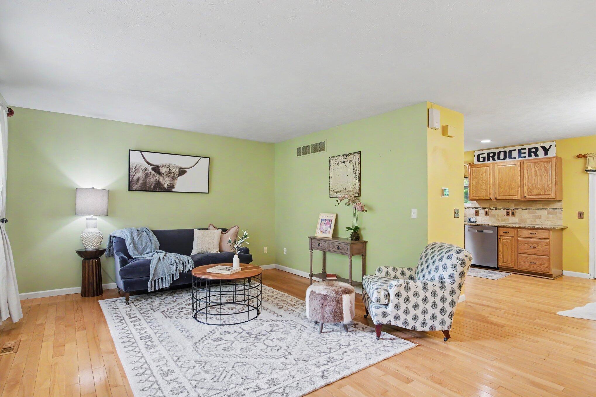 1918 43RD Street