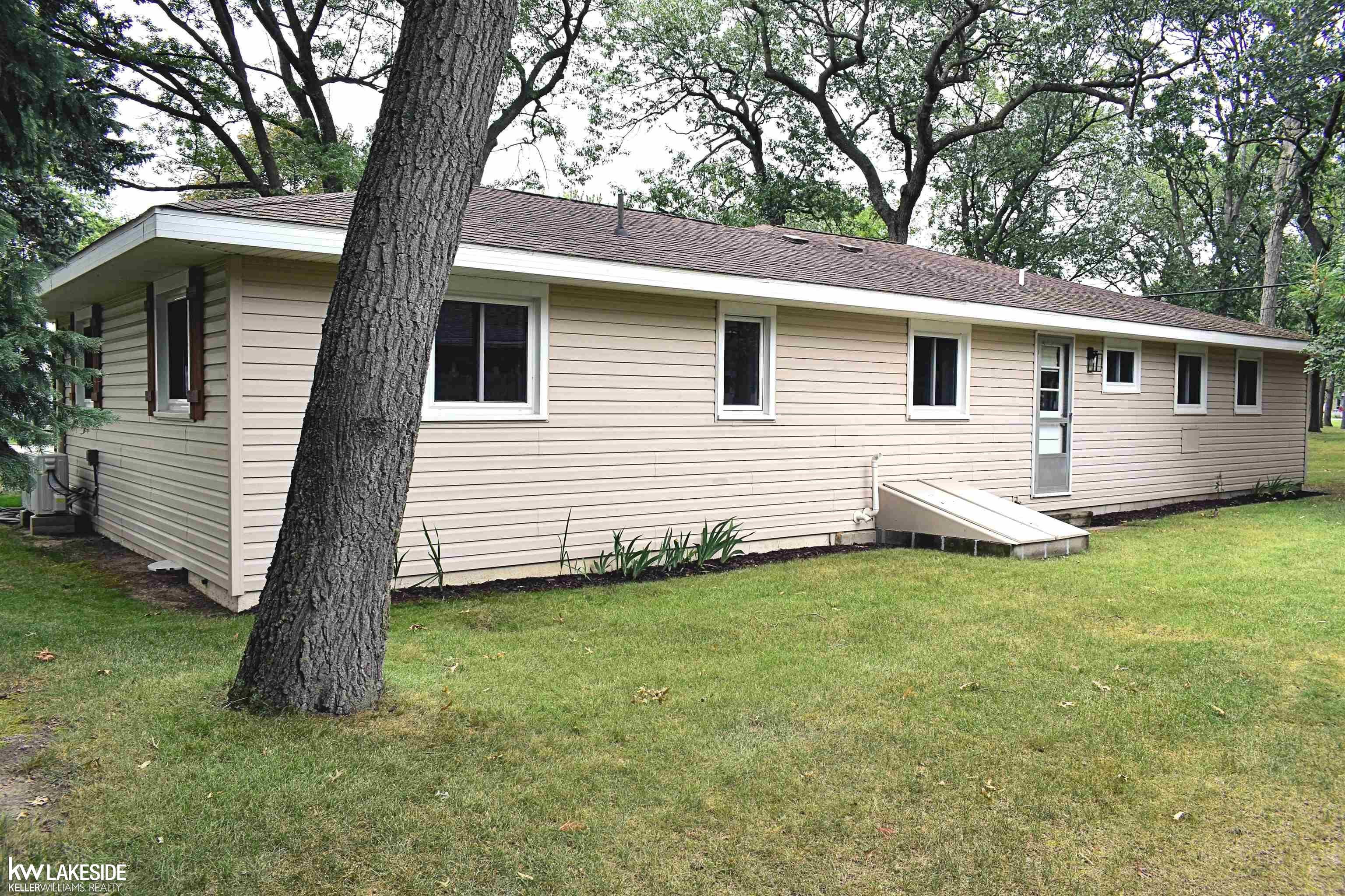 9107 Crescent Beach Road