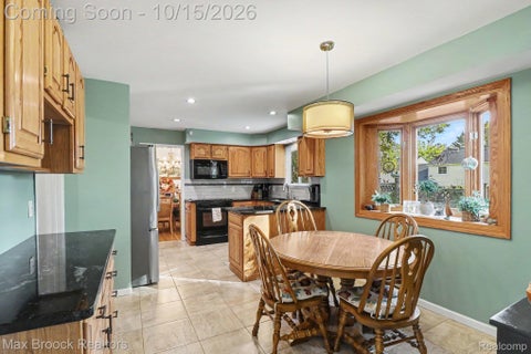 Tiny photo for 1571 Hunters Ridge Drive, Bloomfield Charter Township, MI 48304 (MLS # 20261082504)