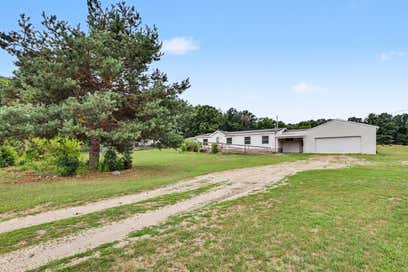 2448 S Greenville Road Montcalm Township MI 48838