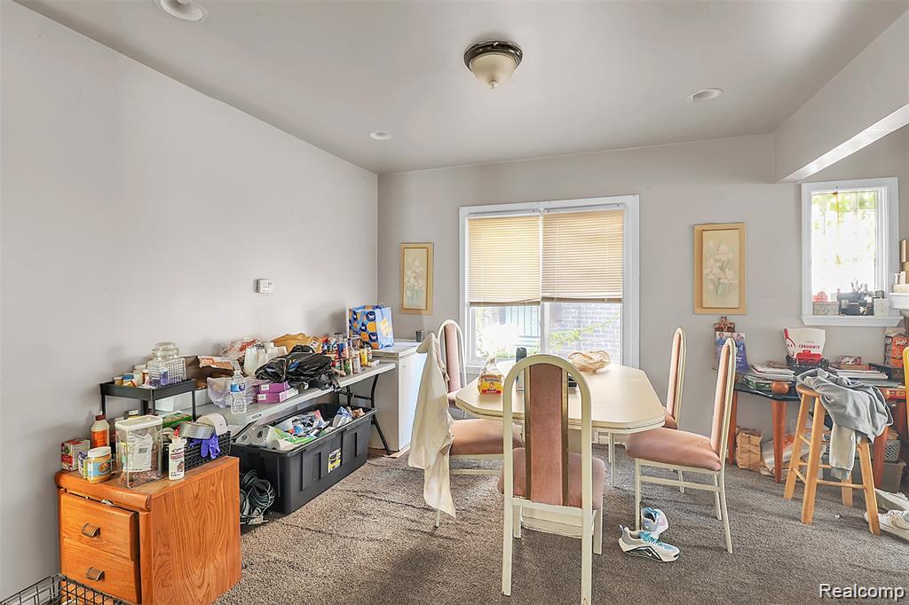 9547 Abington Avenue