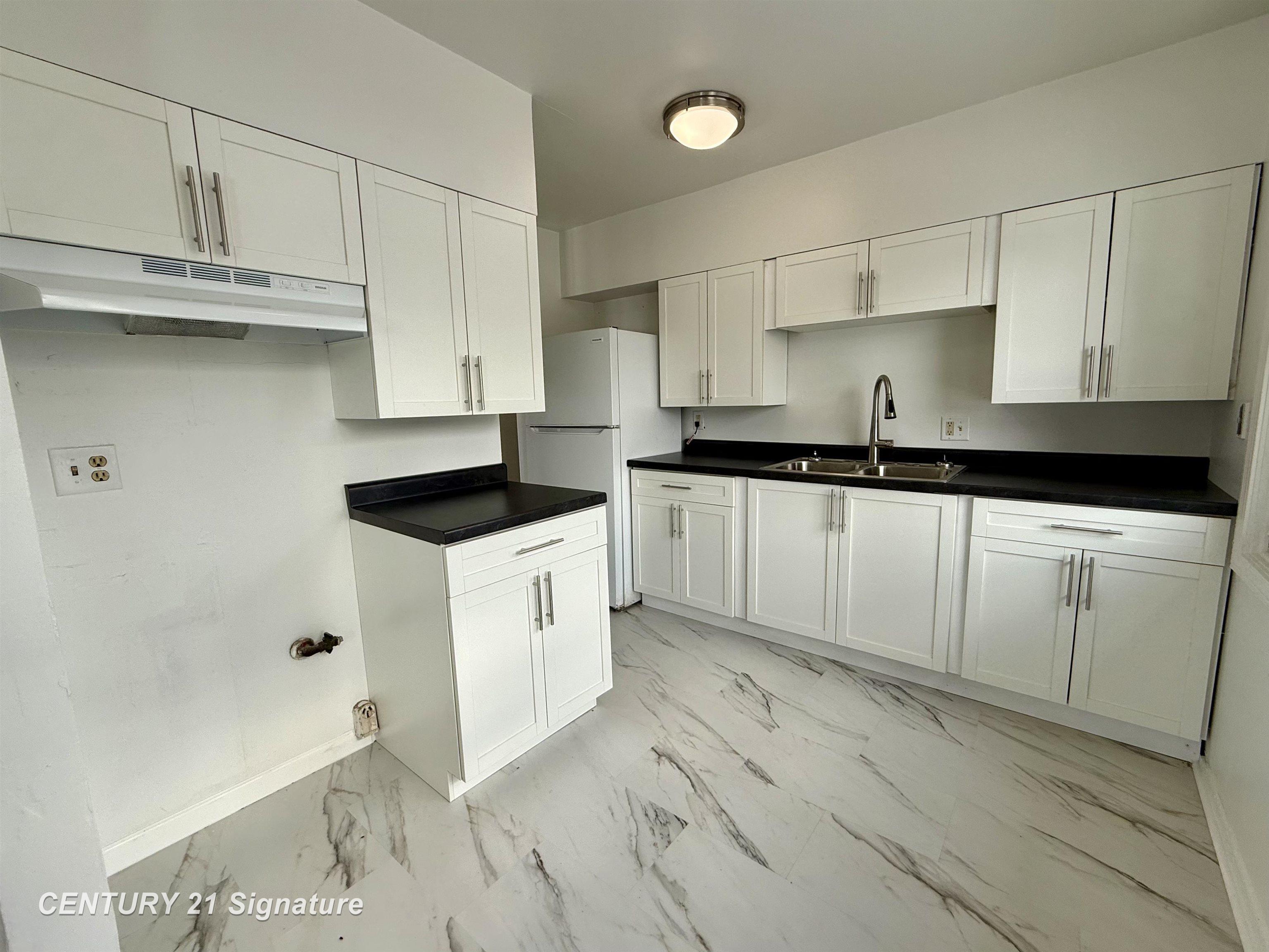 3310 Lexington Drive