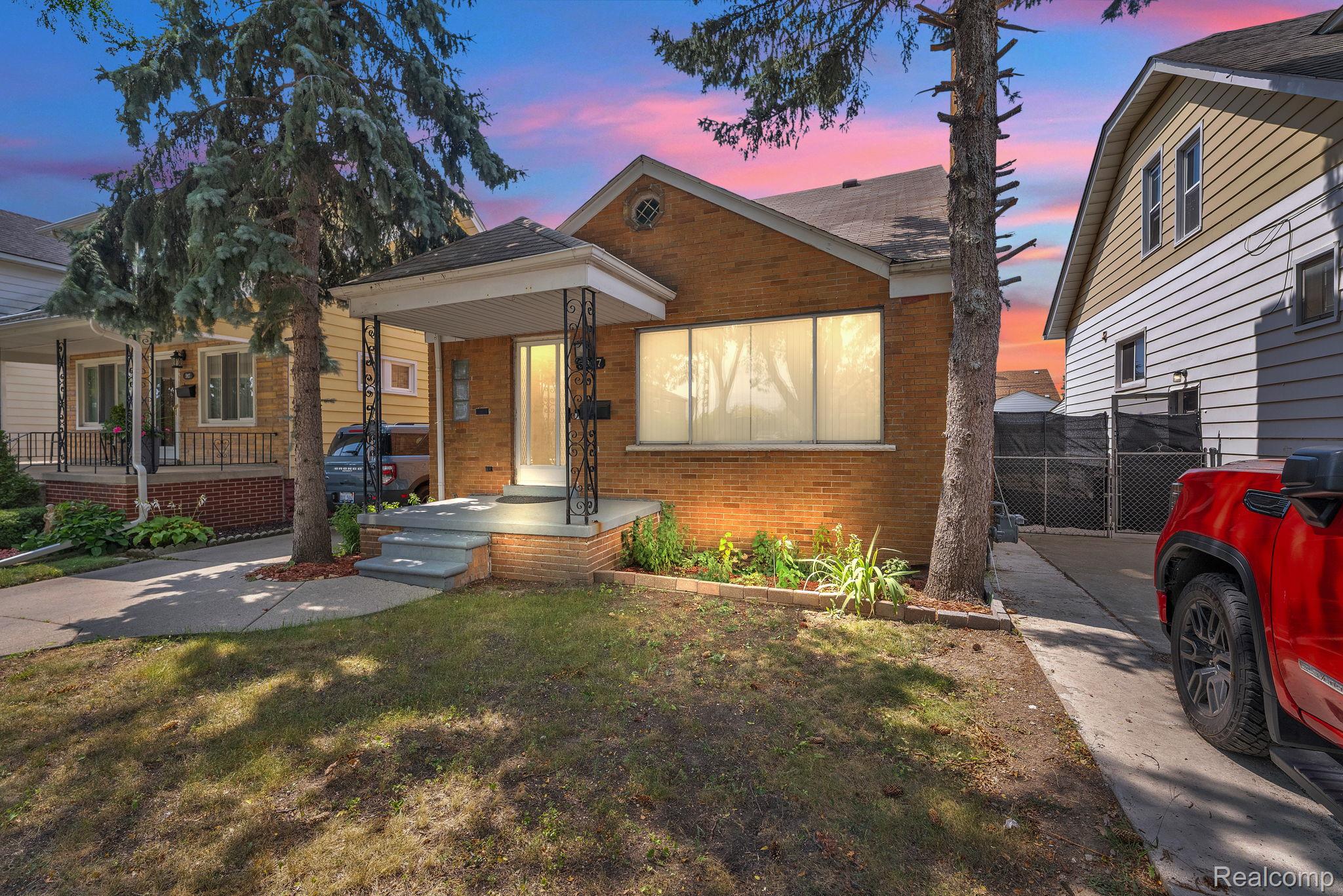5937 Orchard Avenue
