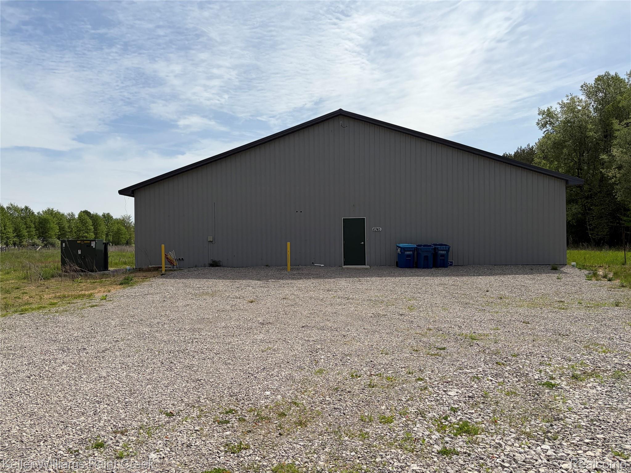 6745 Oak Road