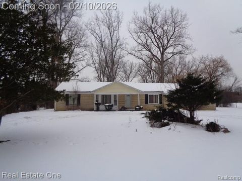 19375 Addison Drive Southfield City MI 48075