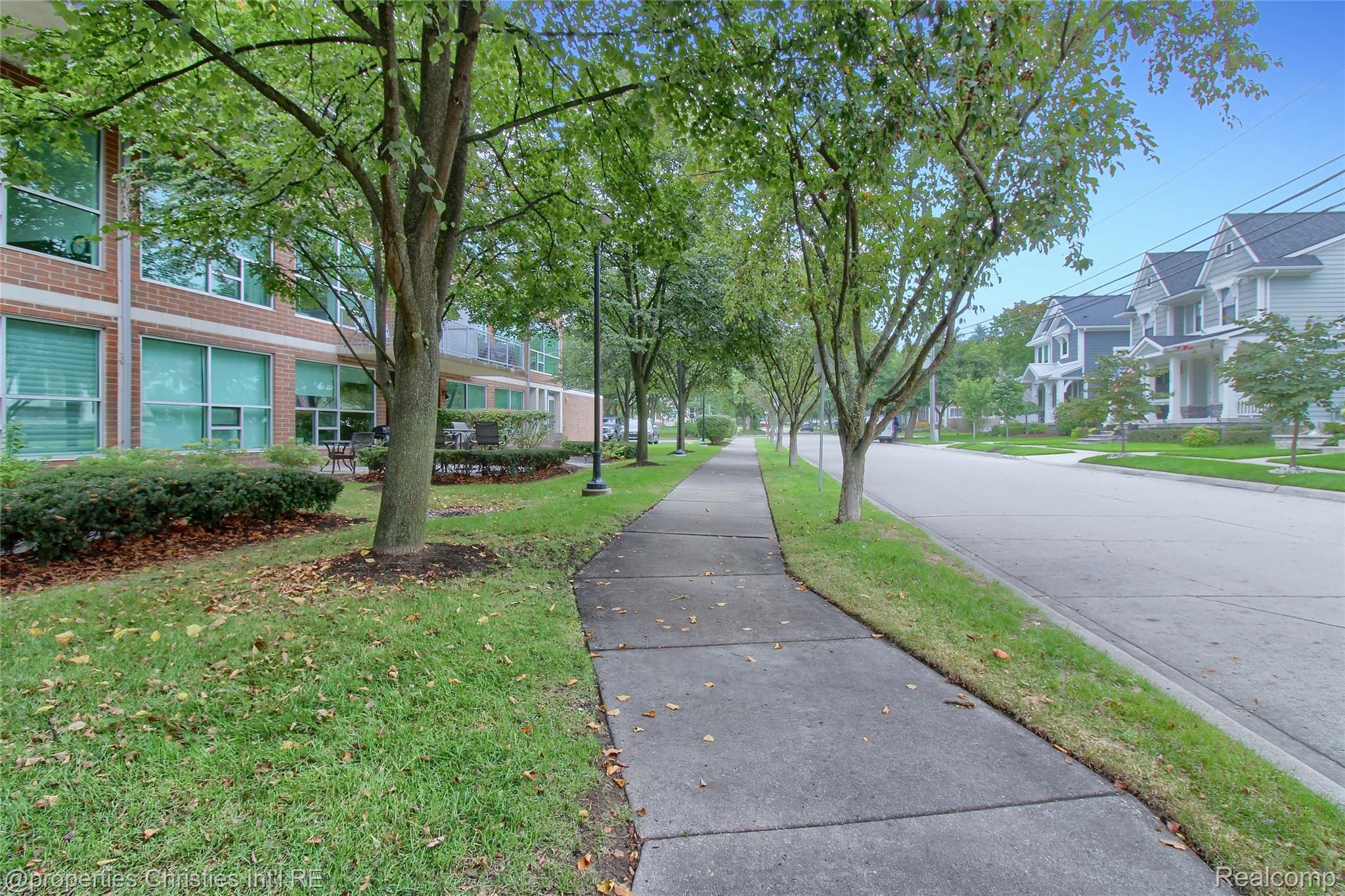 300 Hamilton Street 305