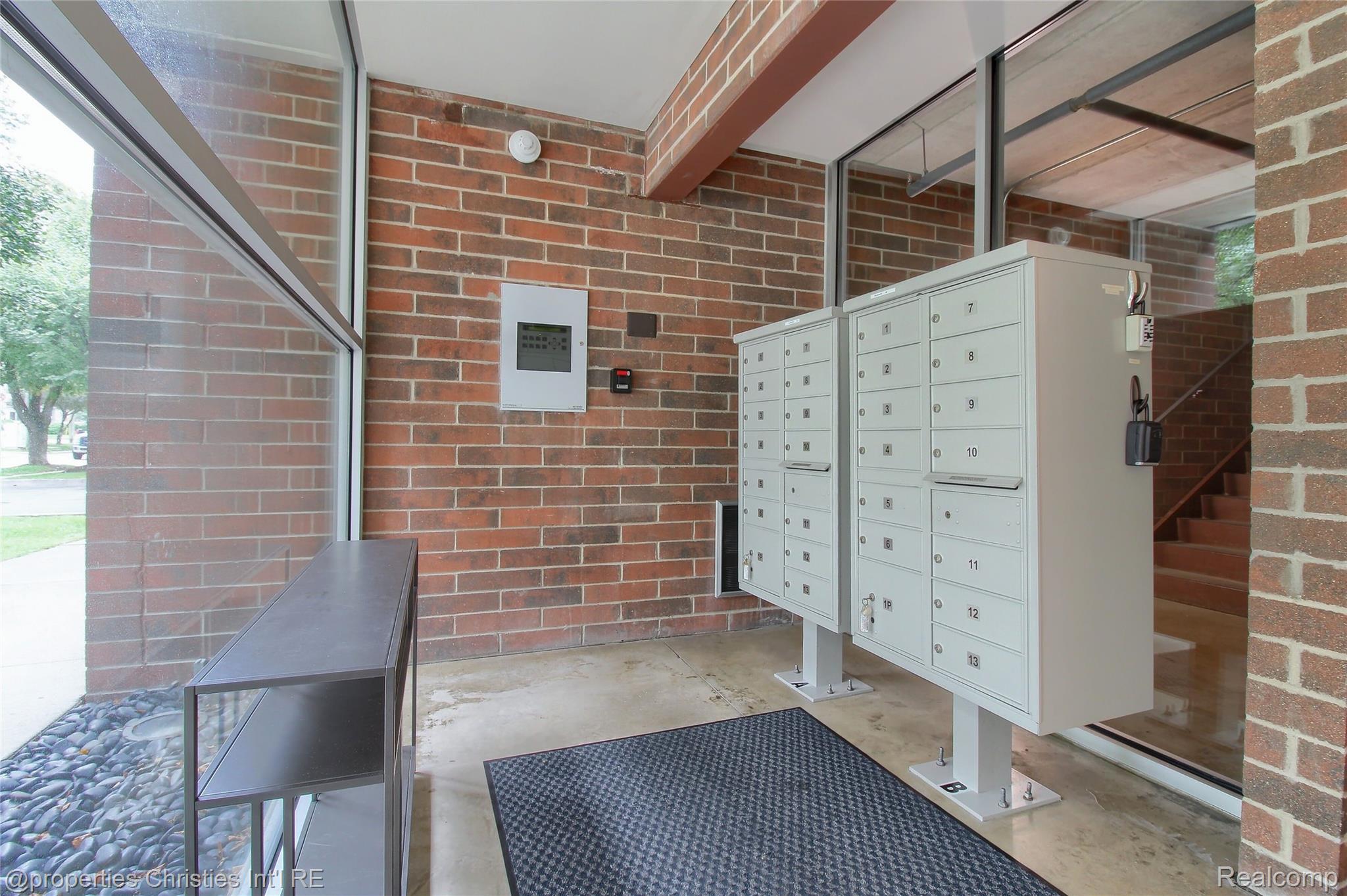 300 Hamilton Street 305