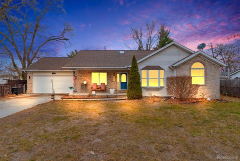 2215 Hancock Street Port Huron City MI 48060